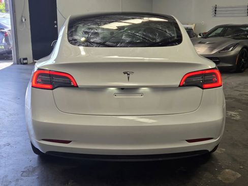 Used 2023 Tesla Model 3 Standard Range RWD image 3
