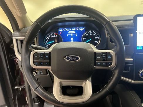 Used 2023 Ford Expedition XLT RWD image 10