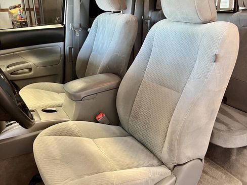 Used 2010 Toyota Tacoma 2WD Access Cab image 13