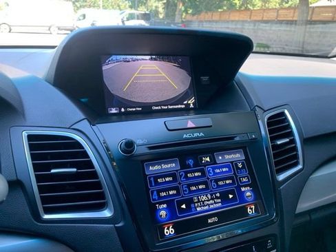 Used 2017 Acura RDX w/ Technology Package AWD/4WD image 20