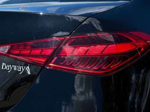 Used 2025 Mercedes-Benz C 300 Sedan image 20