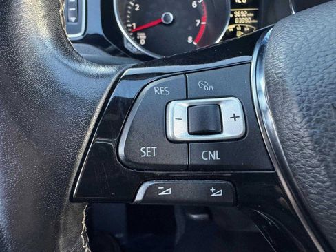 Used 2016 Volkswagen Jetta Sport image 22