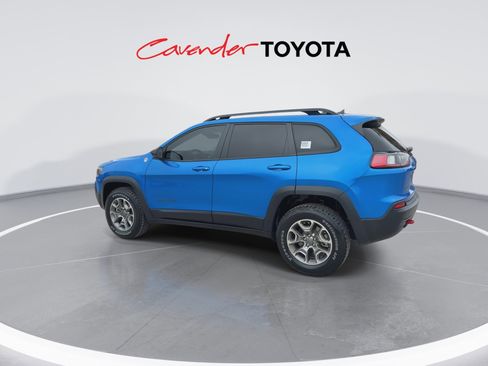 Used 2022 Jeep Cherokee Trailhawk image 6