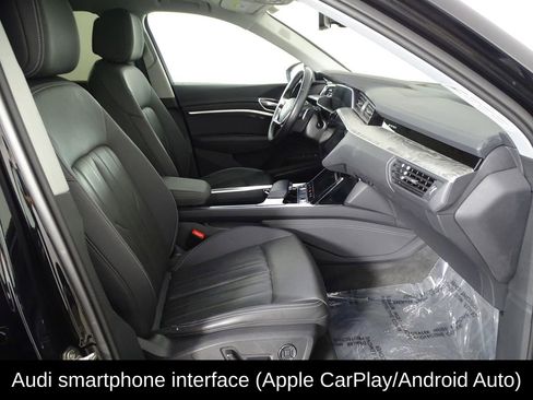 Used 2021 Audi e-tron Premium Plus image 16