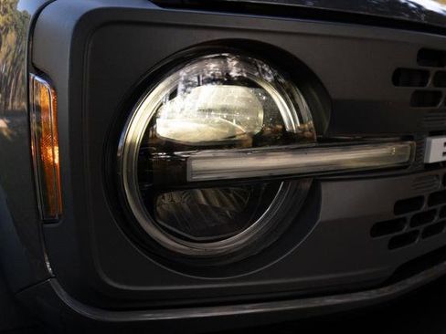 Used 2023 Ford Bronco Badlands image 36