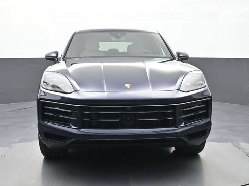 Certified 2024 Porsche Cayenne AWD/4WD image 25