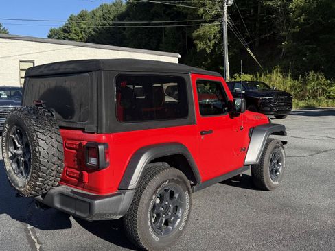 Certified 2023 Jeep Wrangler Sport AWD/4WD image 38