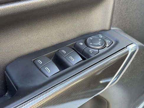 Used 2022 GMC Sierra 1500 AT4 w/ AT4 Premium Package image 17