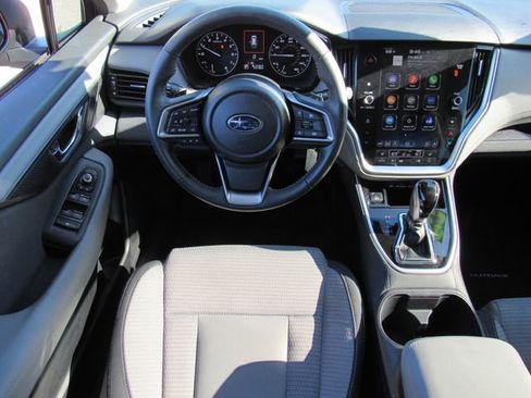 Used 2023 Subaru Outback Premium AWD/4WD image 17