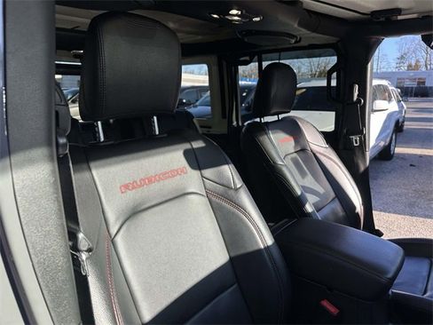 Certified 2021 Jeep Wrangler Unlimited Rubicon w/ Dual Top Group image 26
