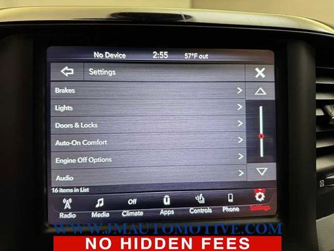 Used 2020 RAM 1500 Laramie w/ Sport Appearance Package AWD/4WD image 33