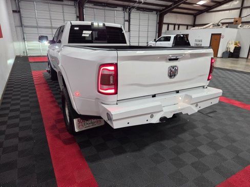 Used 2020 RAM 3500 Limited image 29