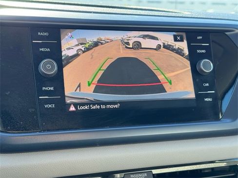 Certified 2023 Volkswagen Taos SE image 23