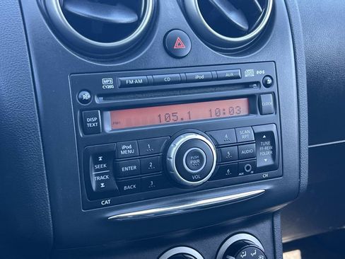 Used 2015 Nissan Rogue S FWD image 10