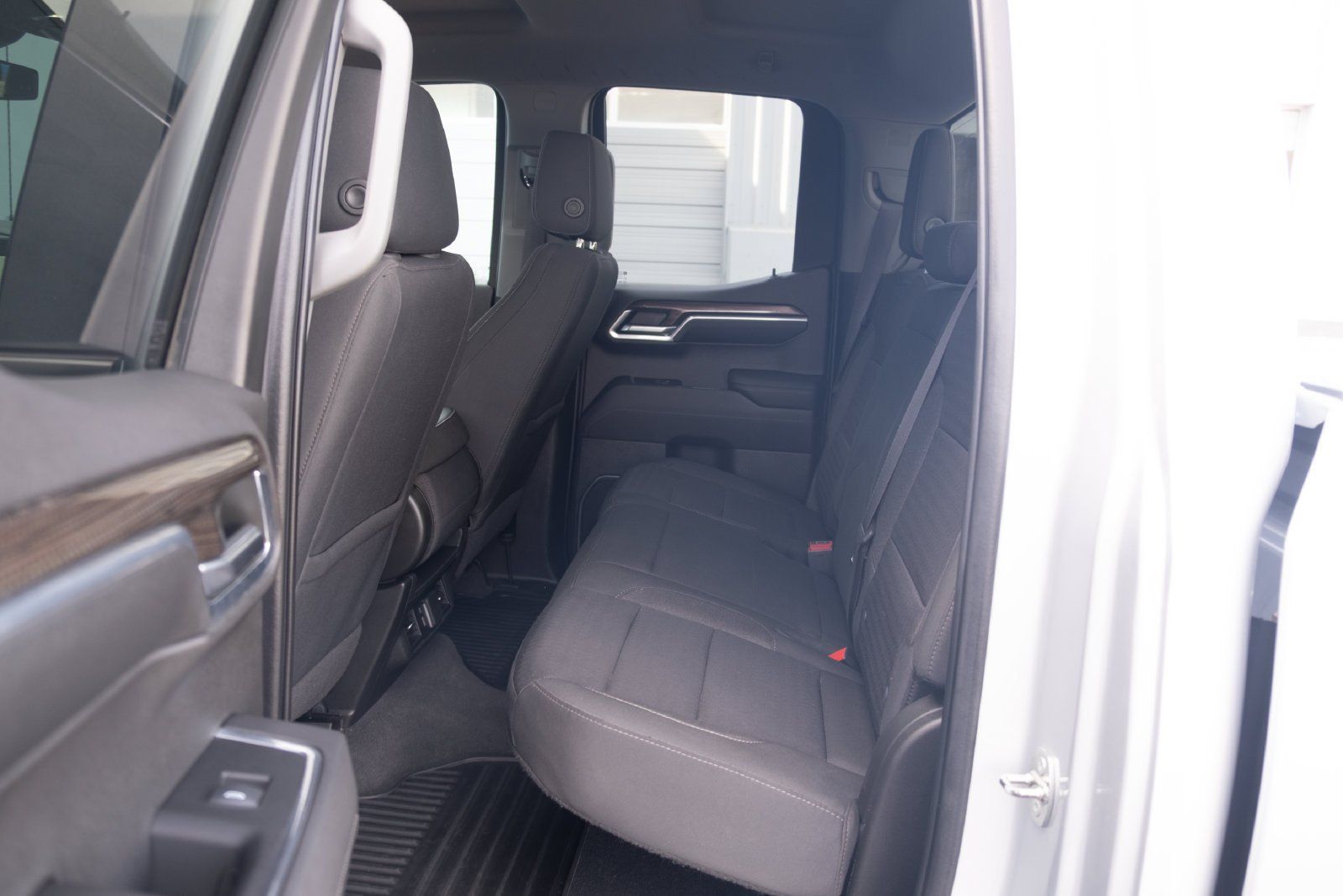 Used 2022 Chevrolet Silverado 1500 LT w/ Work Truck Package AWD/4WD image 15