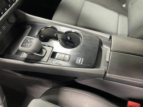 Used 2023 Nissan Rogue FWD image 17