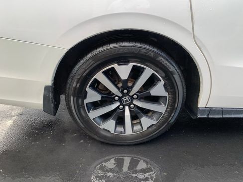 Used 2025 Honda Odyssey EX-L image 17