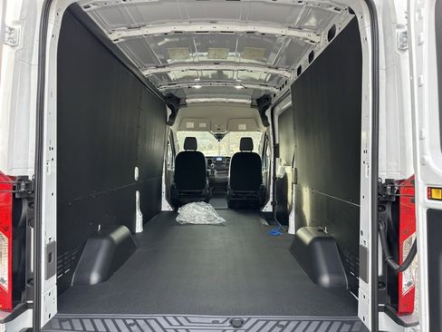 New 2025 Ford Transit 250 148 Medium Roof w/ Load Area Protection Package image 6