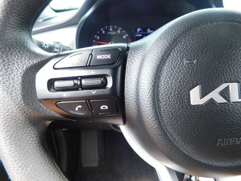 Used 2023 Kia Rio LX FWD image 22