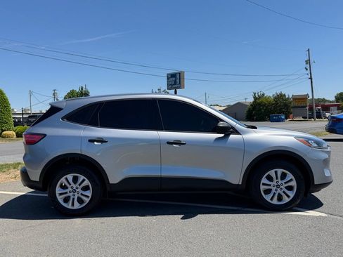 Used 2022 Ford Escape S AWD/4WD image 2