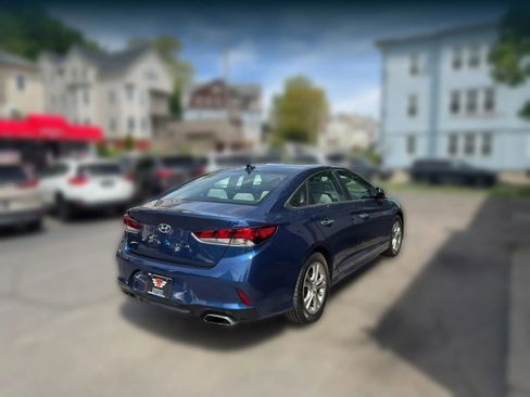 Used 2019 Hyundai Sonata SEL w/ Tech Package 02 FWD image 6