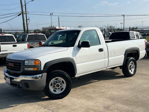 Used 2004 GMC Sierra 2500 W/T image 42