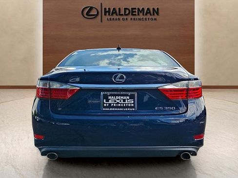 Used 2014 Lexus ES 350 w/ Luxury Package FWD image 5