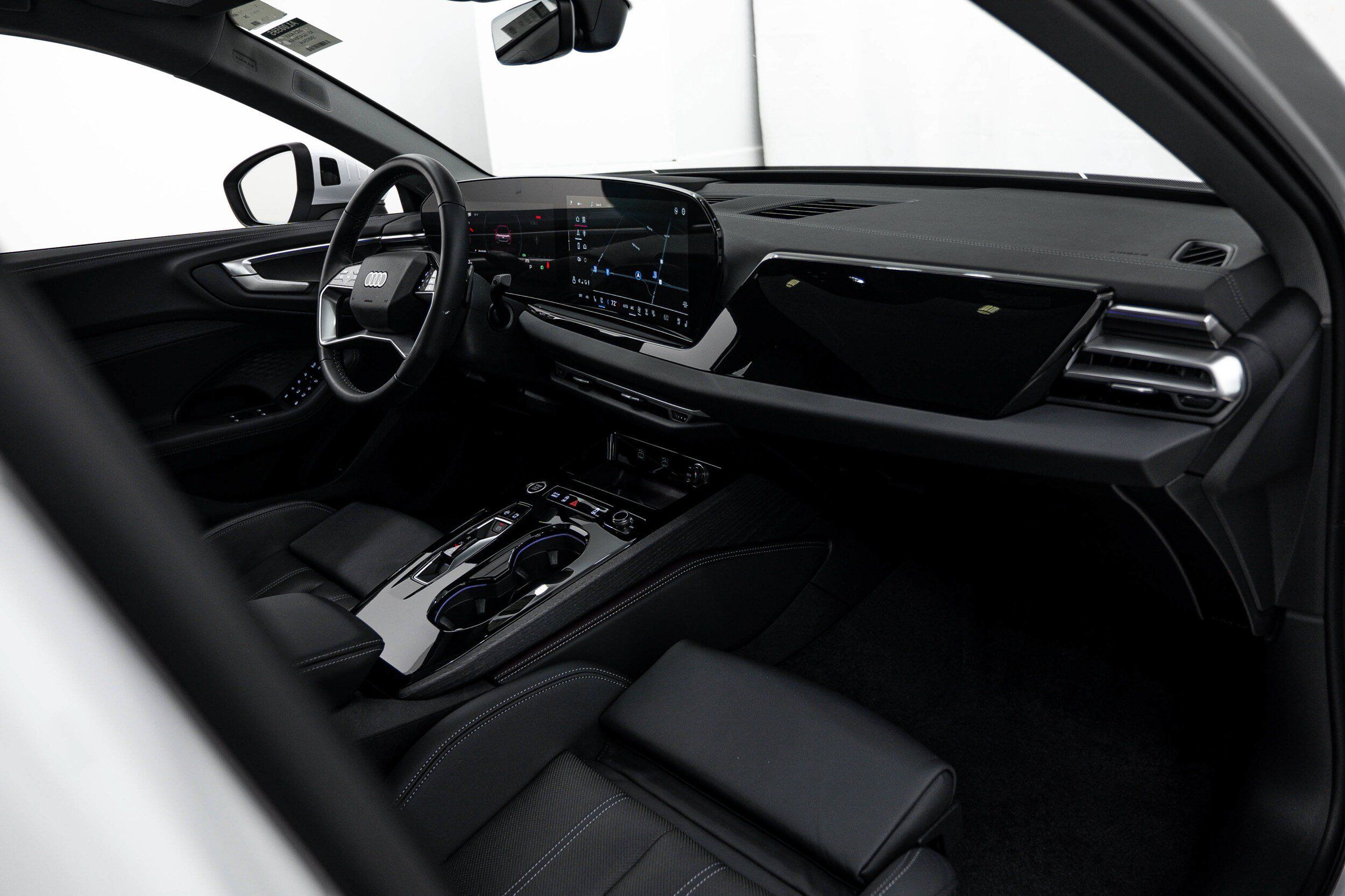 Used 2025 Audi A5 2.0T Premium Plus AWD/4WD image 8