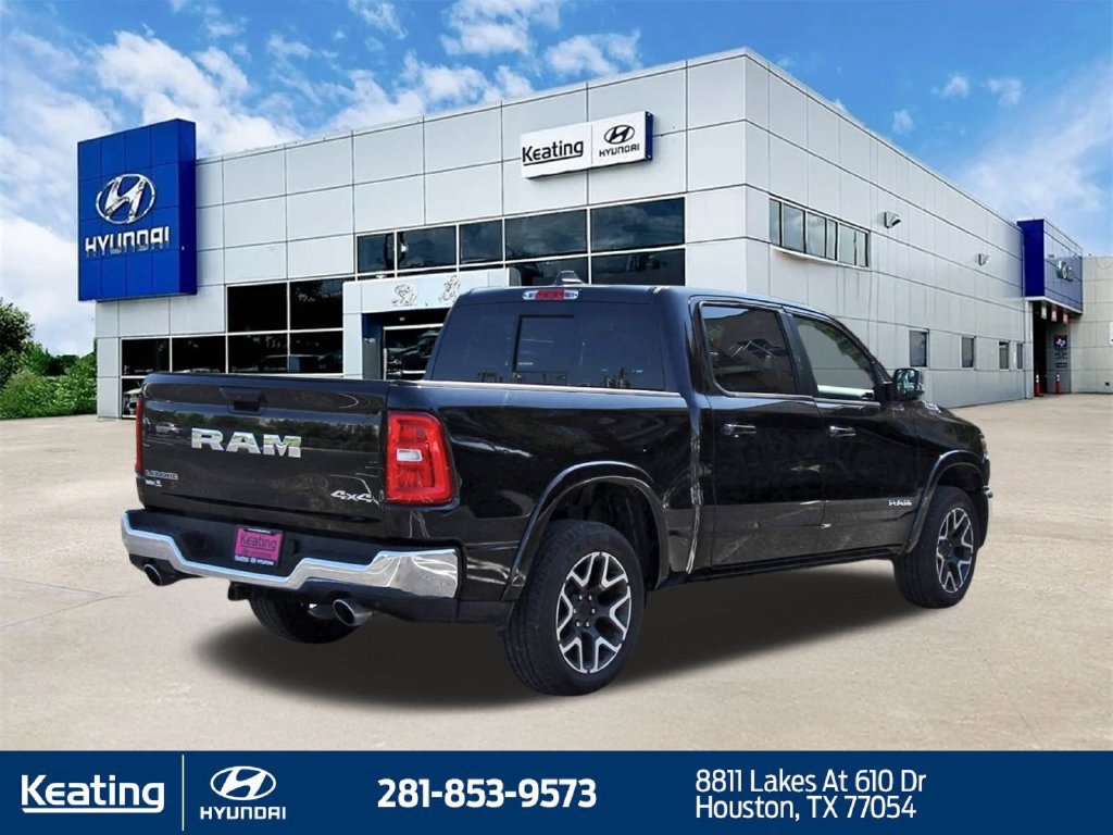 Used 2026 RAM 1500 Laramie AWD/4WD image 5