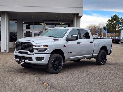 New 2026 RAM 2500 Big Horn AWD/4WD image 4