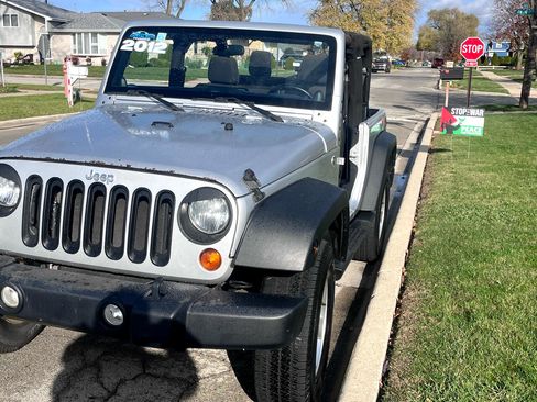Used 2012 Jeep Wrangler Sport image 3
