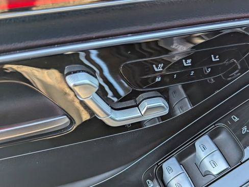 Used 2022 Mercedes-Benz S 500 S 500 image 23