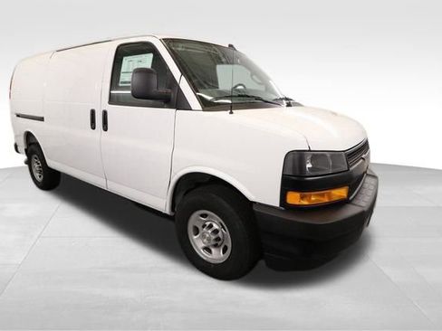 New 2025 Chevrolet Express 2500 RWD image 21