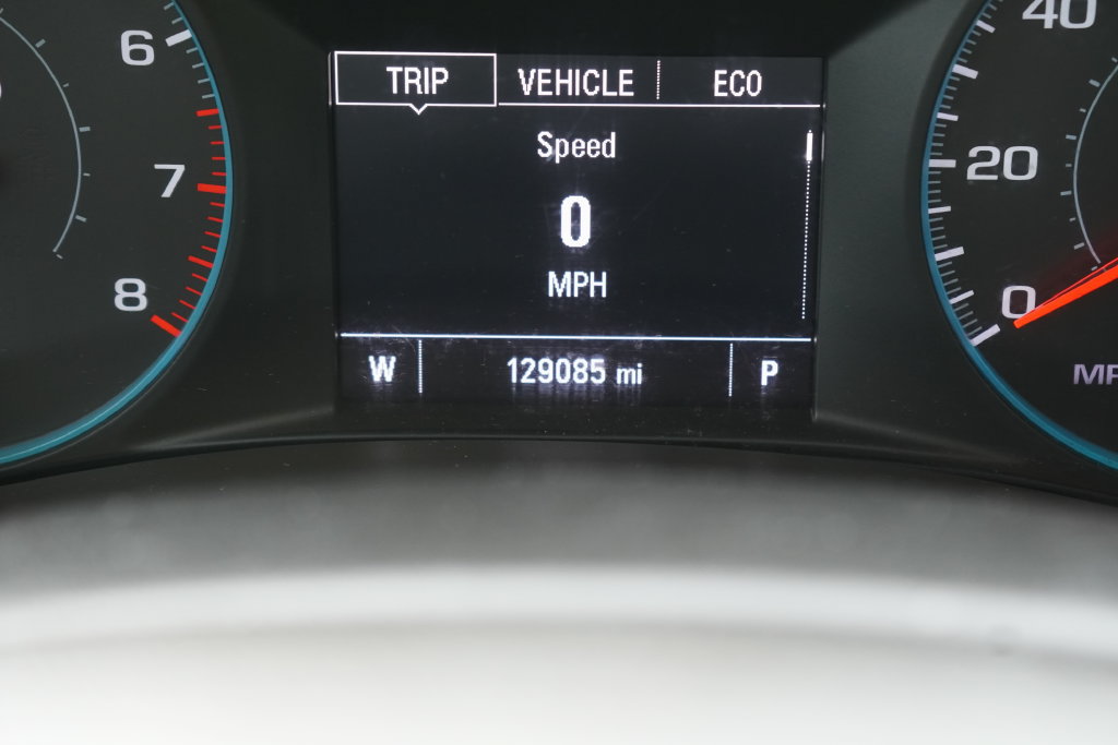Used 2017 Chevrolet Malibu LT w/ LPO, Convenience Package 2 FWD image 23