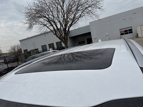 Used 2024 Kia Telluride S w/ S Sunroof Package image 5