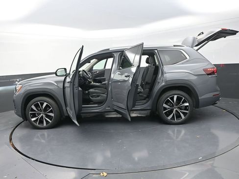 New 2026 Volkswagen Atlas SEL Premium R-Line AWD/4WD image 32