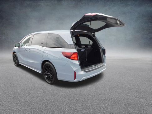 Used 2025 Honda Odyssey Sport-L image 26