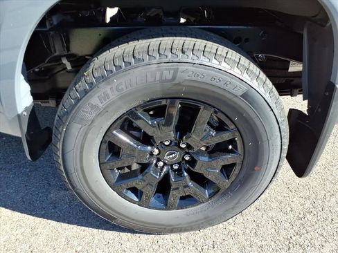New 2026 Nissan Frontier SV w/ Tow Package AWD/4WD image 4