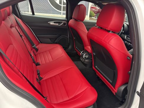New 2025 Alfa Romeo Giulia AWD image 19