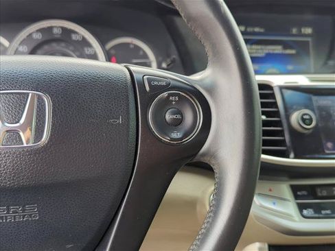 Used 2015 Honda Accord EX-L image 16