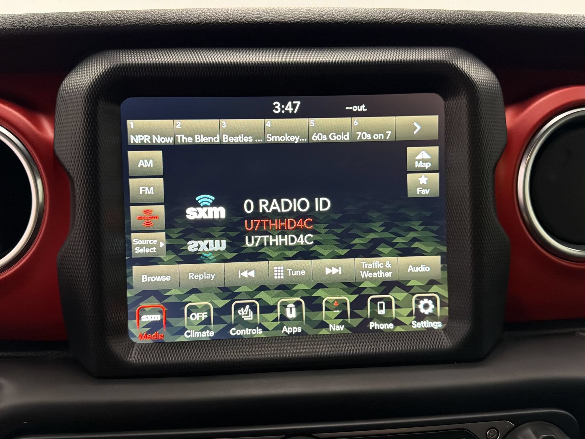 Used 2020 Jeep Gladiator Rubicon AWD/4WD image 20
