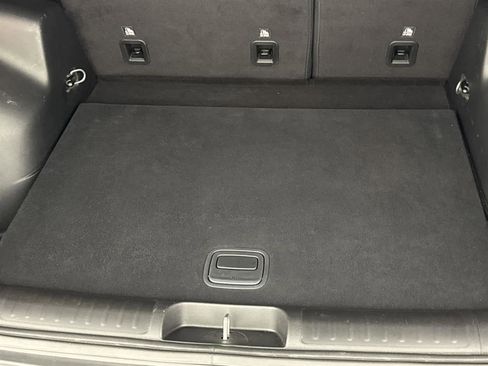 Used 2019 Jeep Cherokee Latitude Plus w/ Cold Weather Group image 14