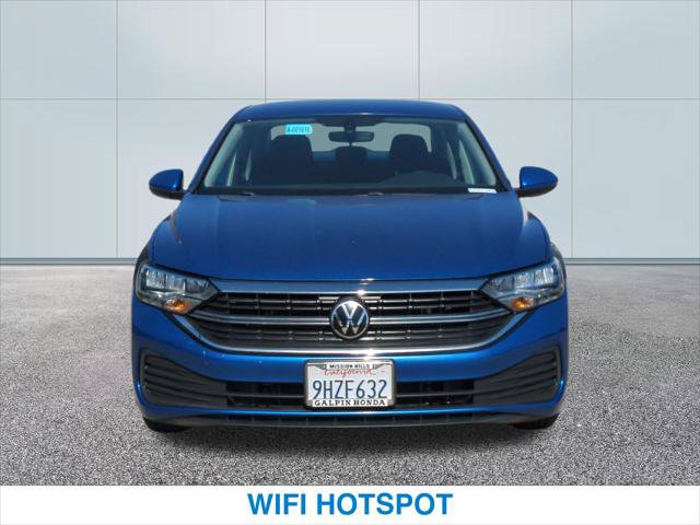 Used 2023 Volkswagen Jetta S FWD image 3