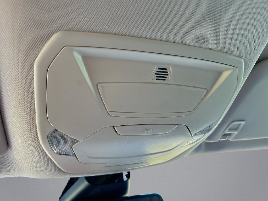 Used 2018 Ford Escape SE w/ Ford Safe & Smart Package FWD image 26