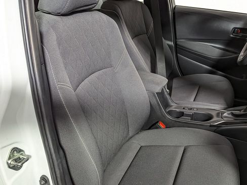 Used 2023 Toyota Corolla LE image 23