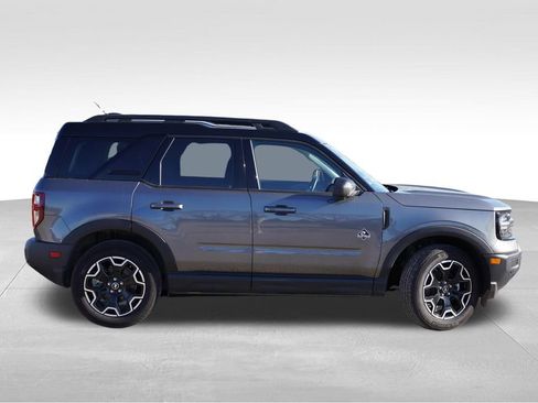 Certified 2025 Ford Bronco Sport Outer Banks w/ Outer Banks Tech Package+ AWD/4WD image 3