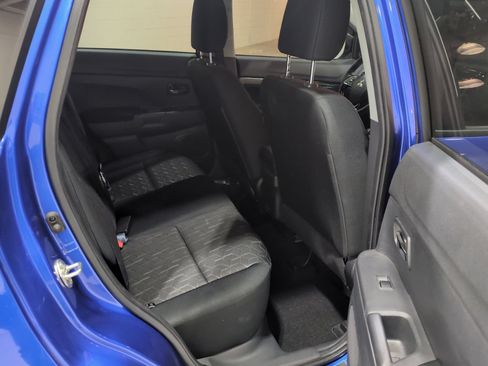 Used 2023 Mitsubishi Outlander Sport LE AWD/4WD image 12