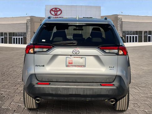 Certified 2025 Toyota RAV4 XLE Premium image 6