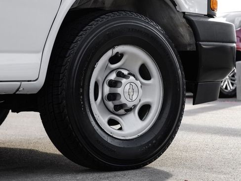 Used 2022 Chevrolet Express 2500 Extended w/ Driver Convenience Package image 50