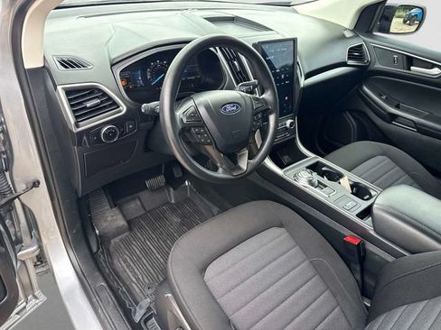 Used 2024 Ford Edge SE w/ Black Appearance Package AWD/4WD image 12